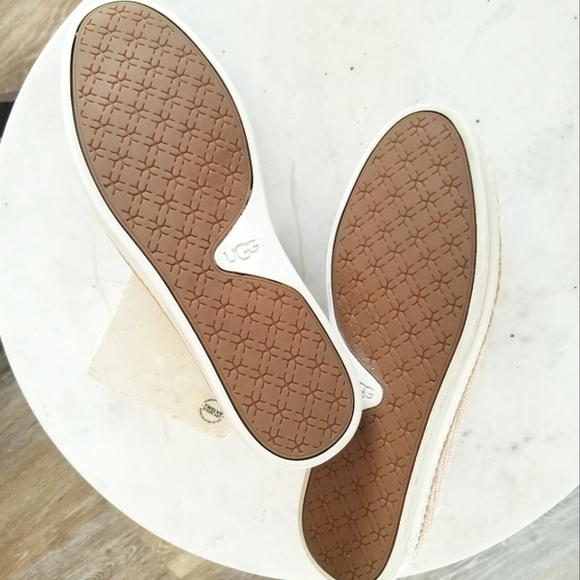 Ugg Sammy Metallic Pink Slip on Women's Sneakers Flats Metallic Athleisure sz 9 - Picture 7 of 10